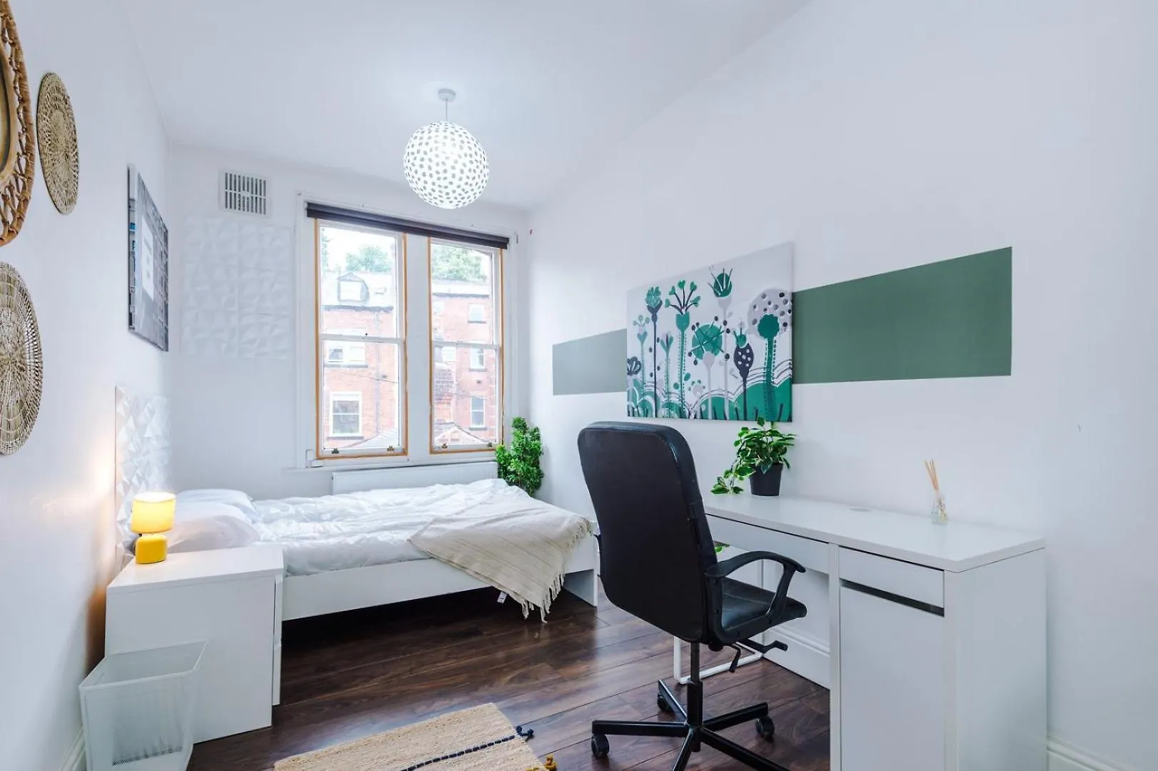 Spacious City Centre Retreat In Leeds City Centre 0*, Leeds (West Yorkshire)