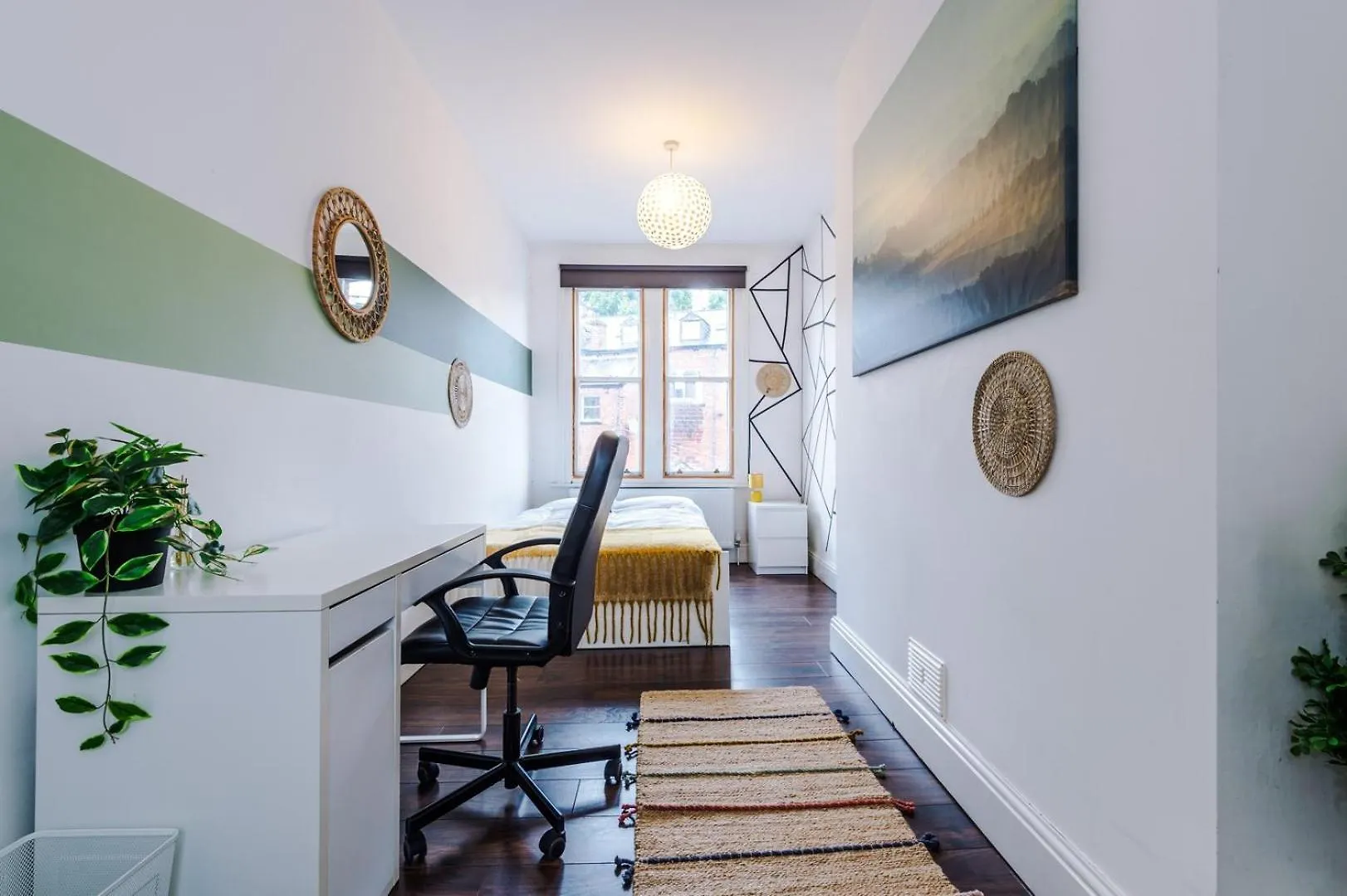 Spacious City Centre Retreat In Leeds City Centre Apartment Leeds (West Yorkshire)